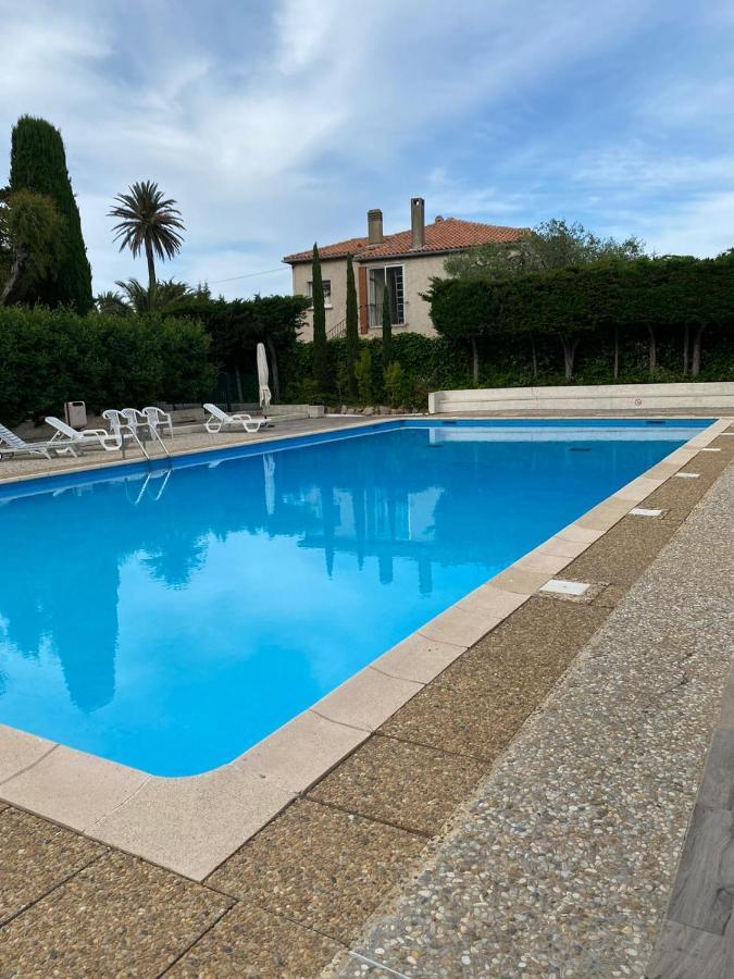 Le Patio Apartamento Saint-Tropez Exterior foto